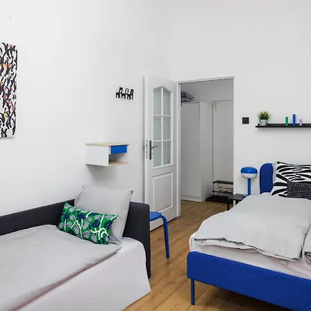 Stay2gether - Grandma's Blues Apartment Prague
